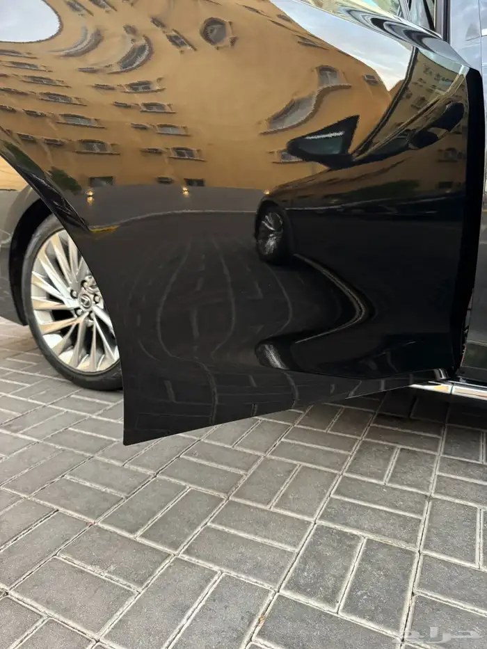 لكزس ES 2019 ثاني مالك DD ممشى قليل مضمون 31