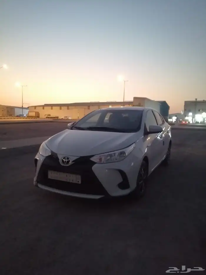 تويوتا يارس 1