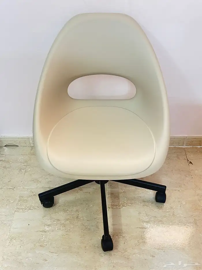 كرسي مكتبي من ايكيا 0