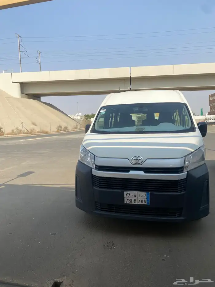 باص ركاب تايوتا هايس 2022 11
