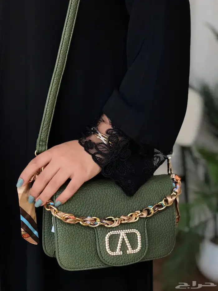 تم تمديد عرض اليوم الوطني 3 شنط ماركه ب240 فقط وتوصيل مجانا 36