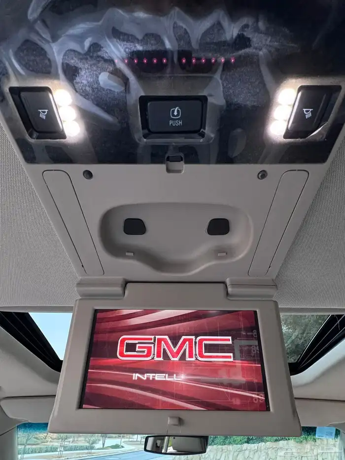 جمس يوكن 2015 SLT قصير 19