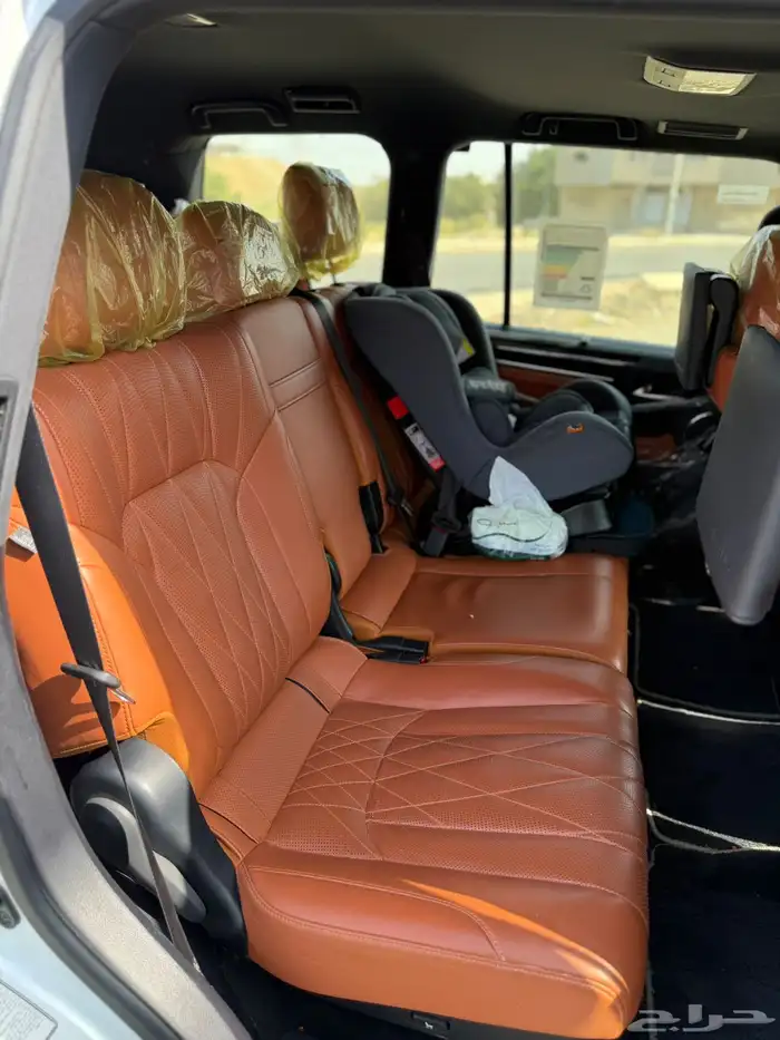 جيب لكزس بلاك ادشن 2019 37