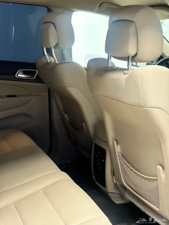 قراند شيروكي V6 - 2019 13