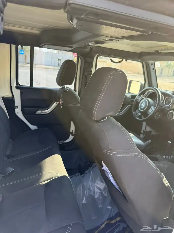 جيب رانجلر صحارى 2015 اربع ابواب 1