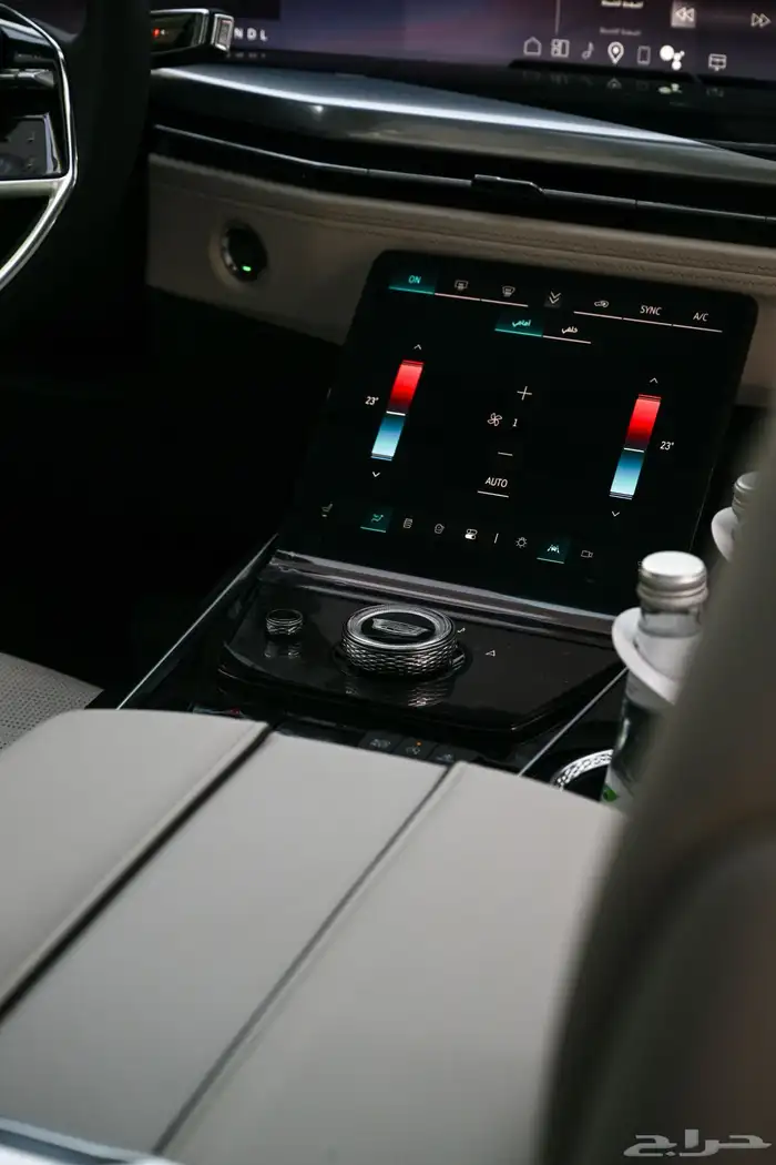 تاجير اسكاليد 10