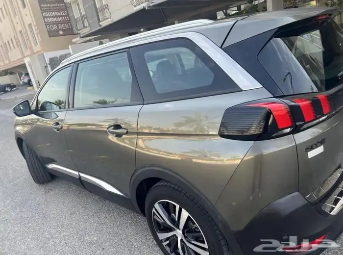 Peugeot ALOR 5008 2019 1
