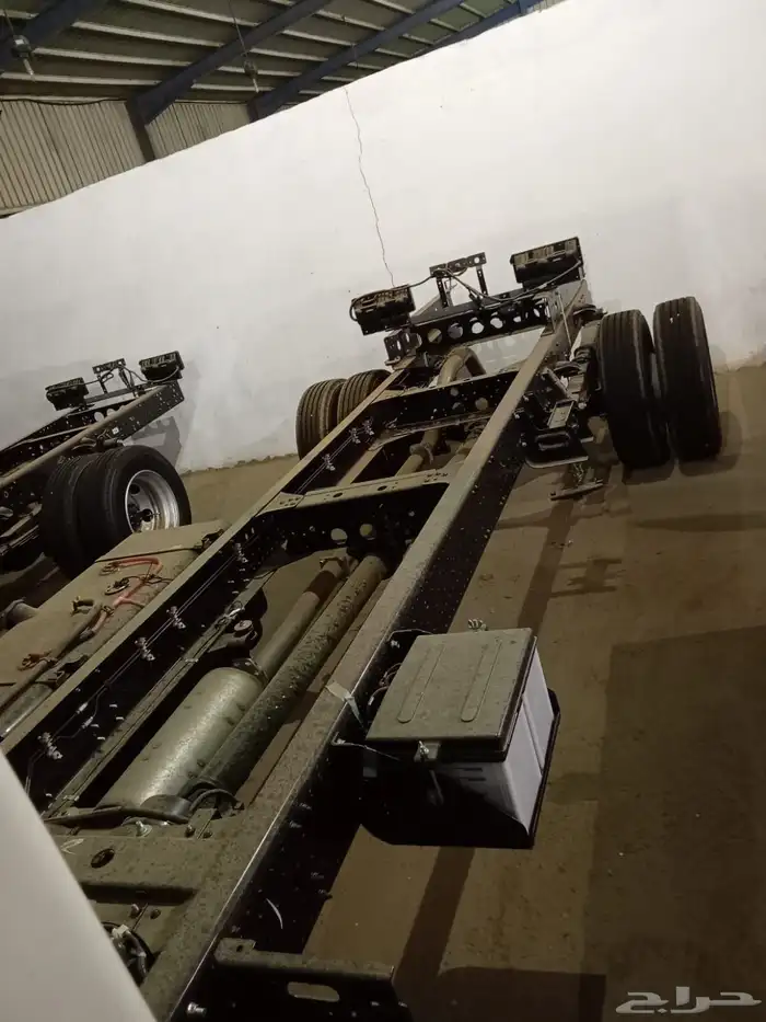 ايسوزو دينا 6 طن 6.10 متر 2025 1