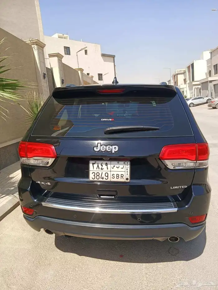 جيب قراند شيروكي 2018 م ليمتد فل 2