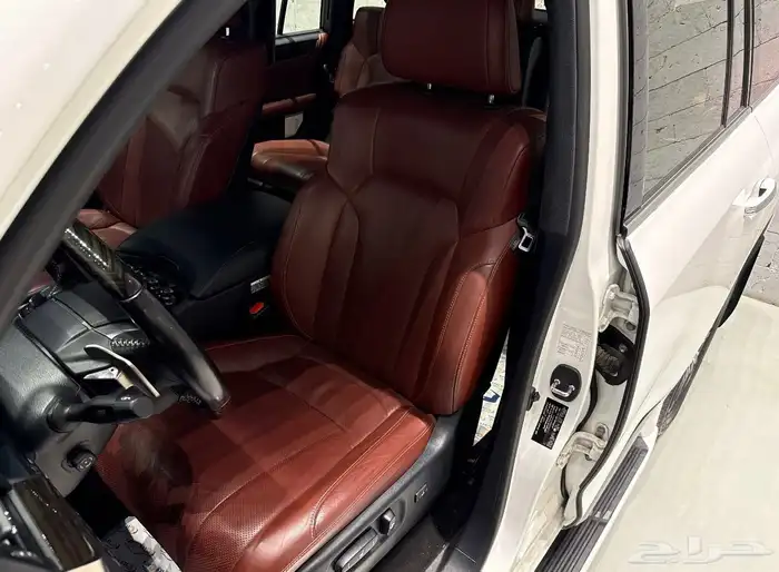 النوع  لكزس Lx570 الموديل  2021 العداد 75000k 4