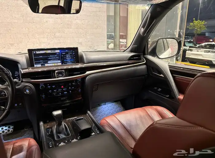 النوع  لكزس Lx570 الموديل  2021 العداد 75000k 7