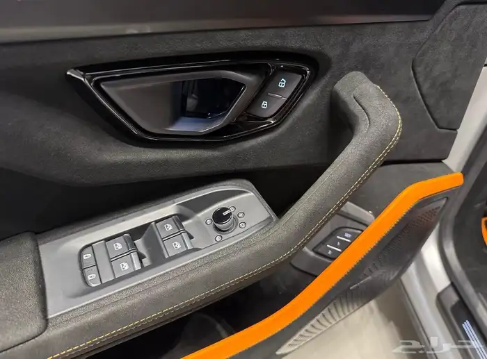 النوع لامبورغيني أوروس بيرفورمانتي الموديل2023 العداد 5000k 14