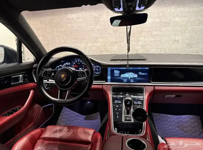 النوع بورش باناميرا 2020  الموديل العداد  52000k 8