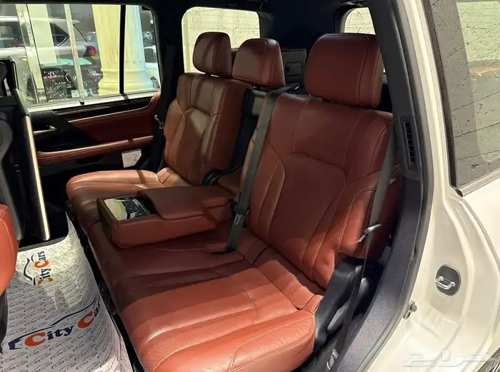 النوع  لكزس Lx570 الموديل  2021 العداد 75000k 8
