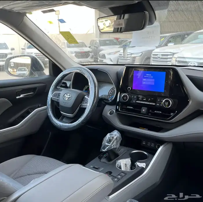 تويوتا هيلندر 2025GLE 6