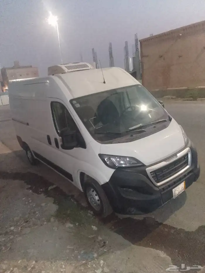 بيجو بص تلاجه موديل 2021 3