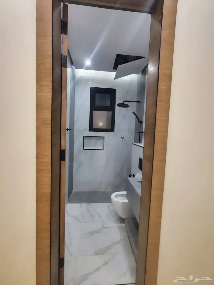 شقه جديده للايجار بالمهديه 3 غرف مجلس وصاله بسعر 60 الف 5