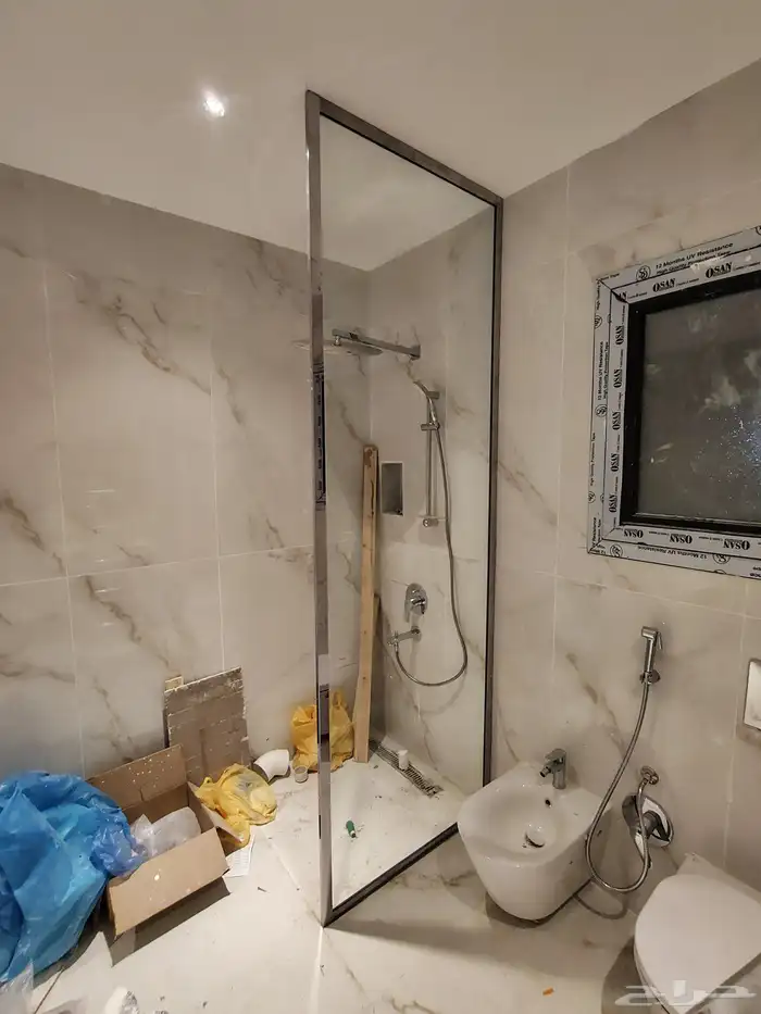 قاطع شاور زجاج سيكوريت كبائن شاور قزاز سكريت حاجز شاور زجاج 1