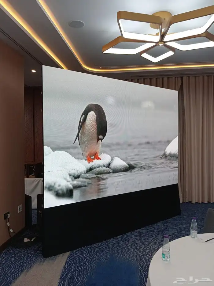 شاشات عرض عملاقه 3