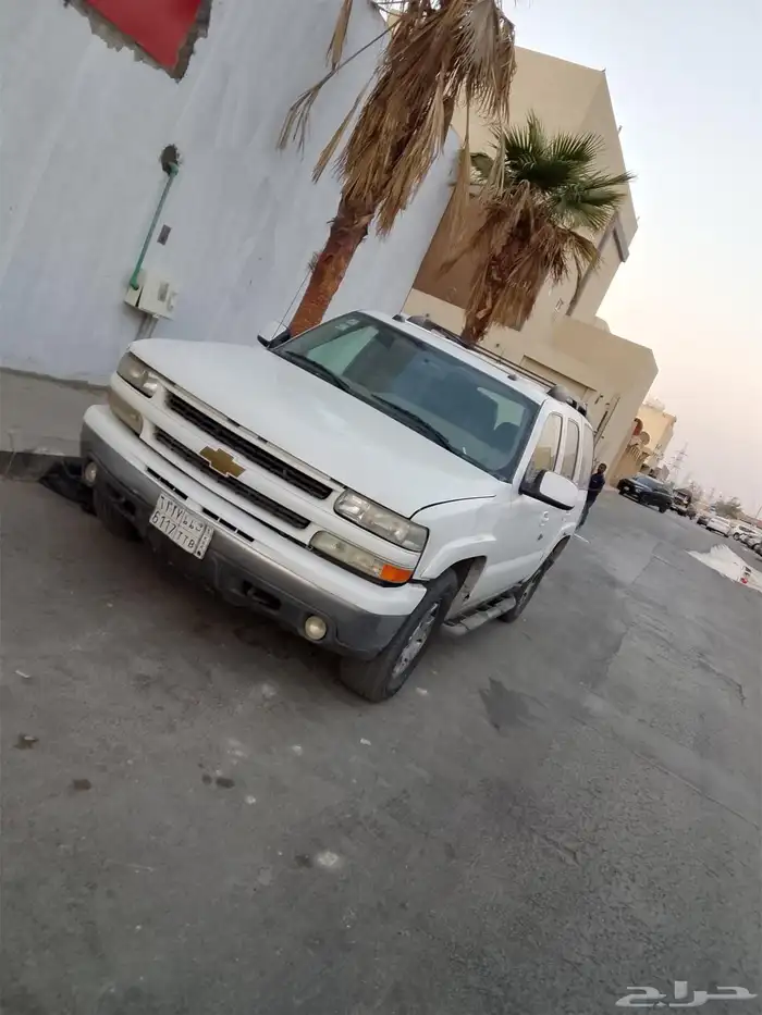 تاهو موديل 2005فل كامل سبع كراسي مكينه قير عل شرط ماشي 240 9