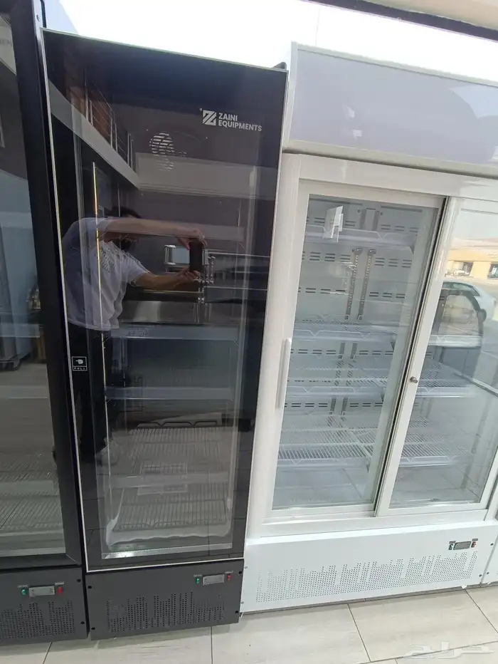 ثلاجه عرض عصاير وبيبسي 5