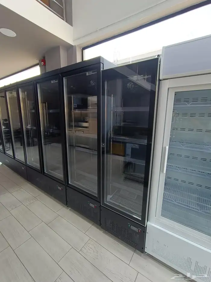 ثلاجه عرض عصاير وبيبسي 2