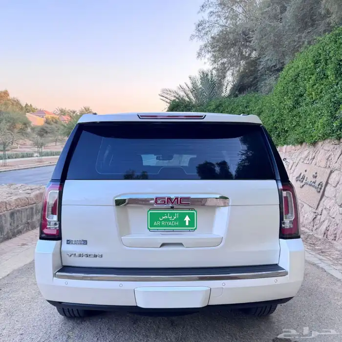 جمس يوكن 2015 SLT قصير 5