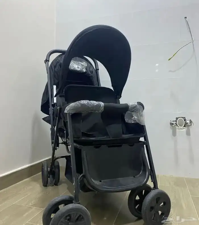 سرير طفال ودرجات طفل 0