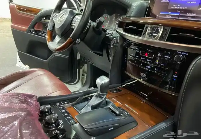 لكزس LX570 22