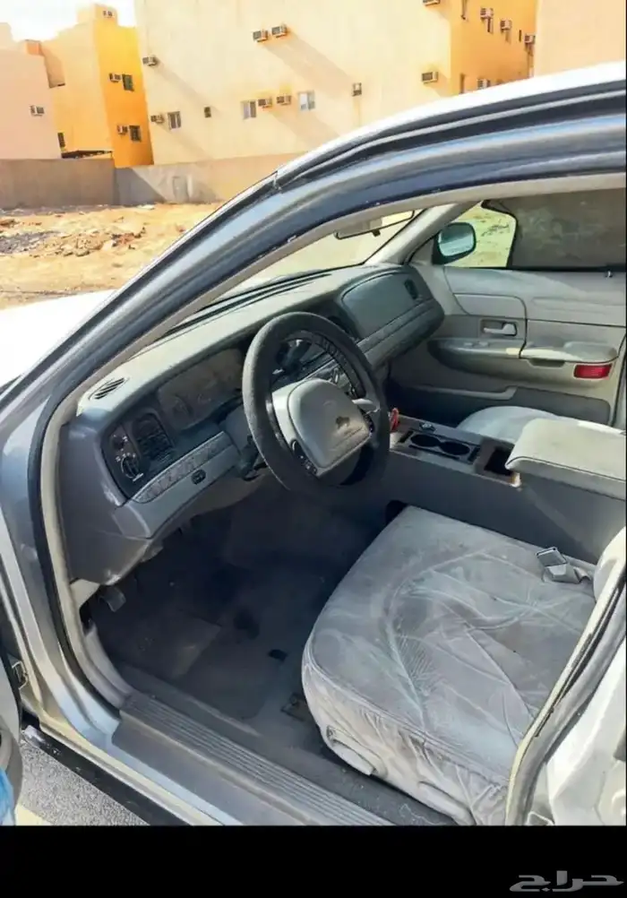 فورد فكتوريا 1998 13