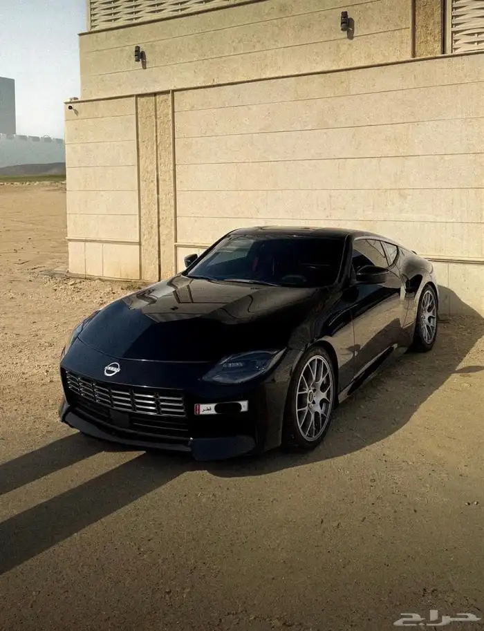 نيسان زد 2023 0