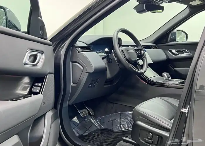 2025 Range Rover Velar P340 5