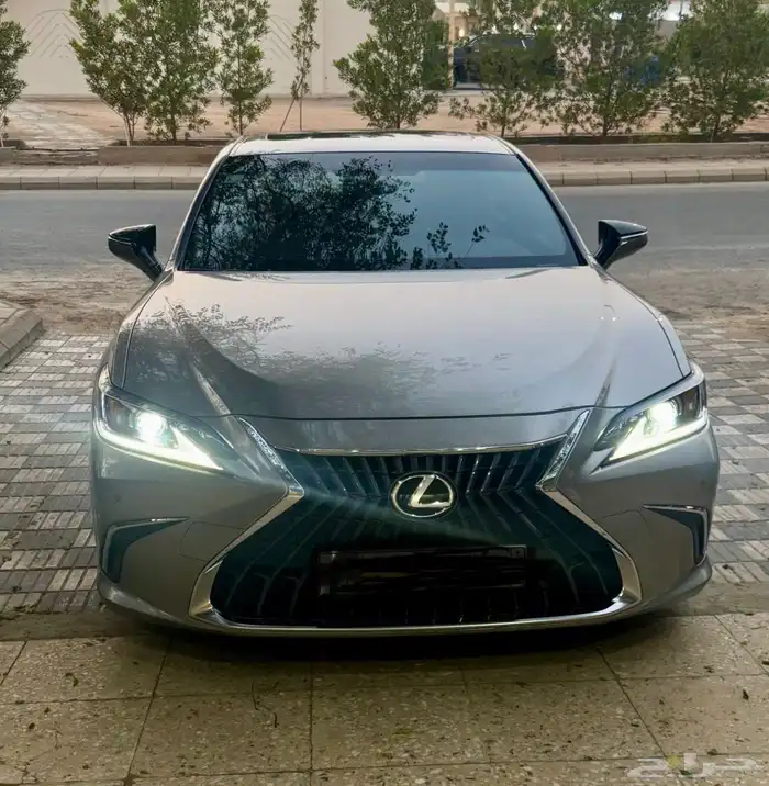 لكزس H 300 هايبرد 0