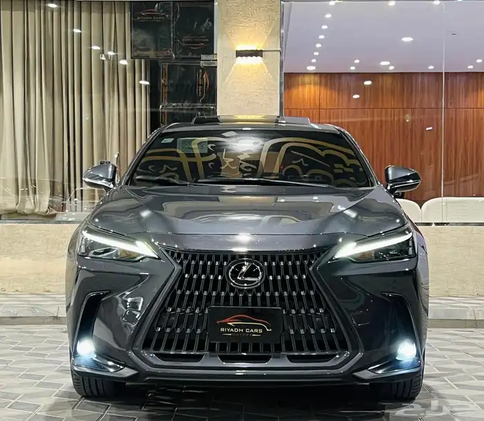 لكزس 2023 NX350 فل (بحالة ممتازة) 2