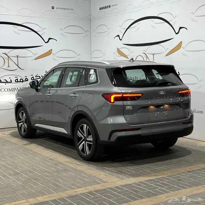 عرض فورد تيريتوري تيتانيوم 2026 4