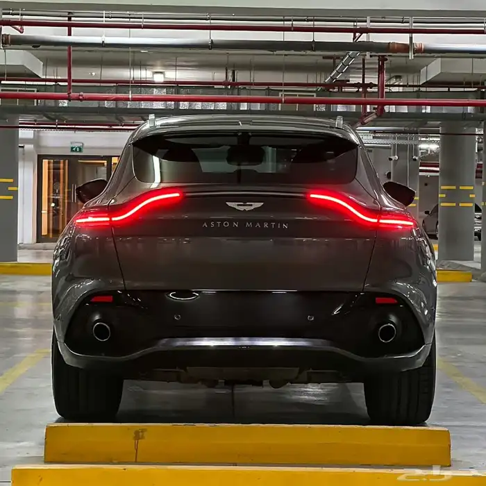 أوستن مارتن DBX 2021 وارد الوكيل إصدار خاص ممشى قليل 5