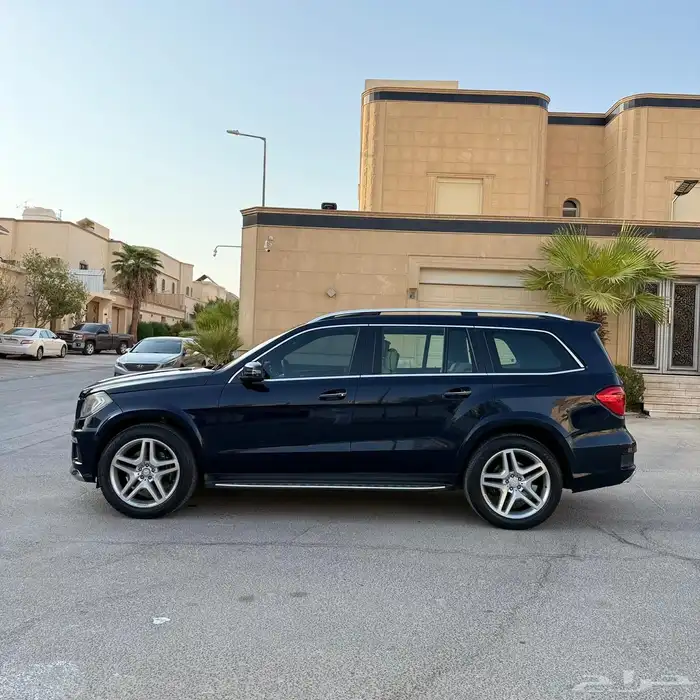 مرسيدس GL500 2015 كحلي ماشي 260 ألف كيلو 2