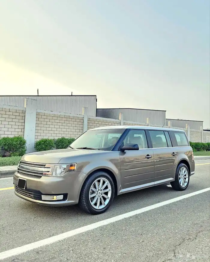 للبيع فورد فلكس موديل 2014 فل كامل 3