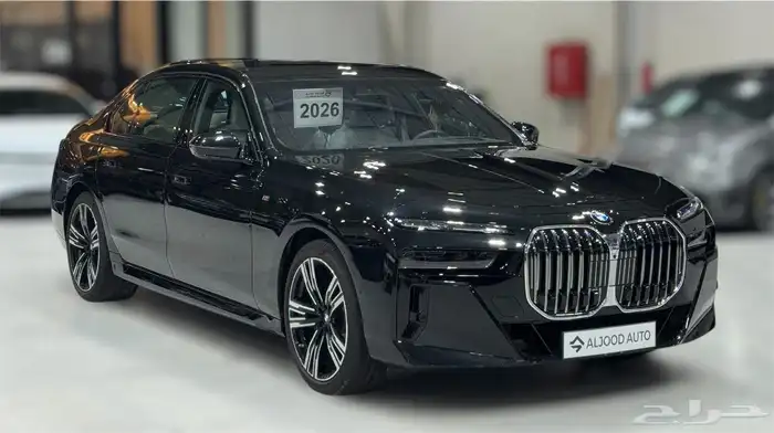 BMW 735i 2026 black ضمان وصيانة M kit بطاقة فاتوره 1