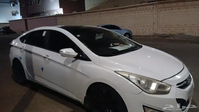 للبيع هونداي I 40 موديل 2014 3
