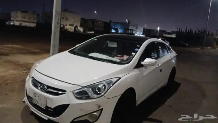 للبيع هونداي I 40 موديل 2014 4