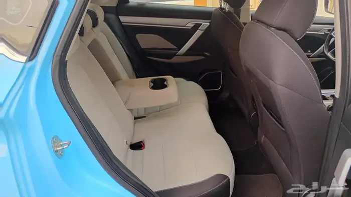 جيلي كولراي 2023 18