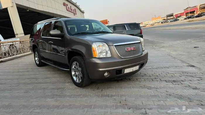 جي ام سي يوكن 2012 ديتالي XL 2