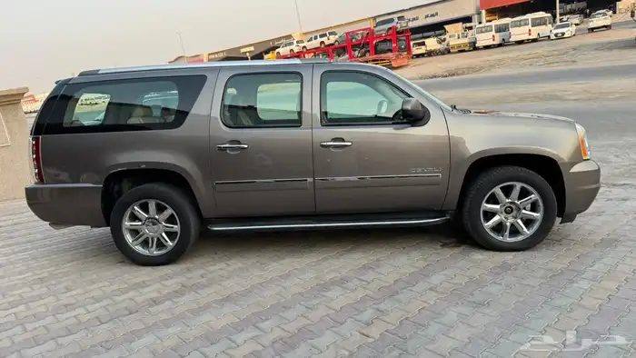 جي ام سي يوكن 2012 ديتالي XL 4