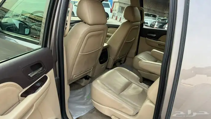 جي ام سي يوكن 2012 ديتالي XL 10