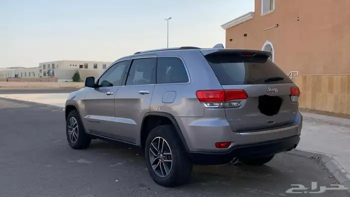 جيب شيروكي 2018 2