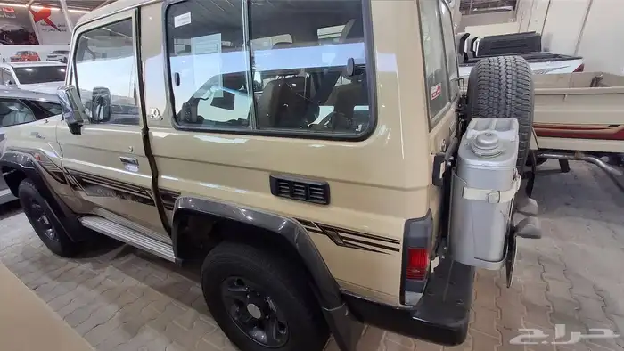 تويوتا ربع 2022 GXL مستعملة مفحوصة مضمونة مصينة 1