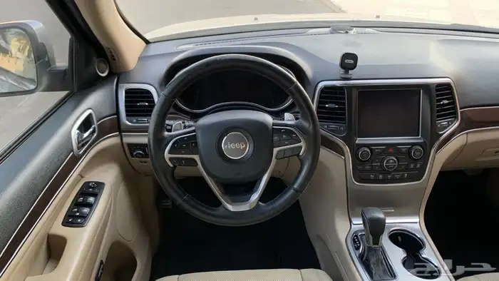 جيب شيروكي 2018 8