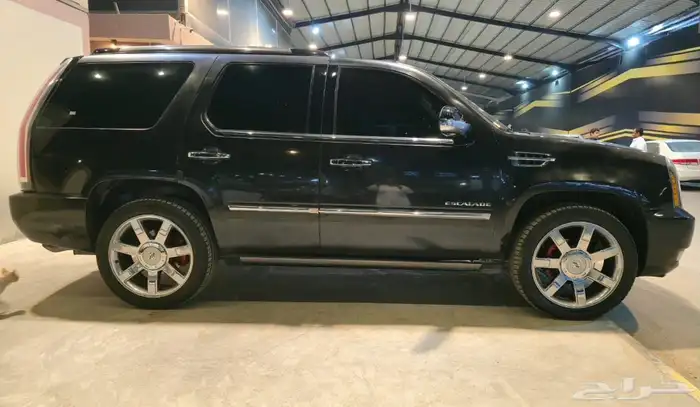 اسكاليد 2011 شاصي قصير 3