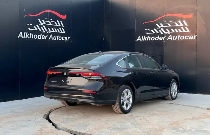 هوندا اكورد 2025 LX ستاندر لدى شركة عبدالمجيد الخضر 4
